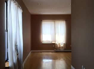 66 Whipple St APT 3, Brooklyn, NY 11206