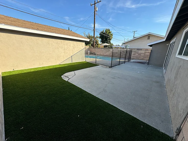 960 N Homerest Ave — Photo 26