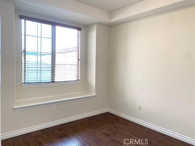 5531 Sultana Ave — Photo 12