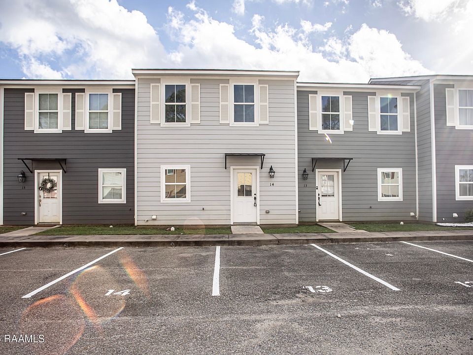 1st image of 14 Townhouse Cv