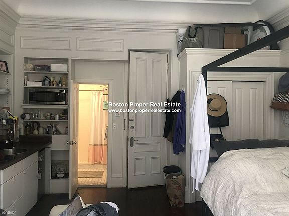 323 Beacon St. #5 Boston - Back Bay Unit Photo 3