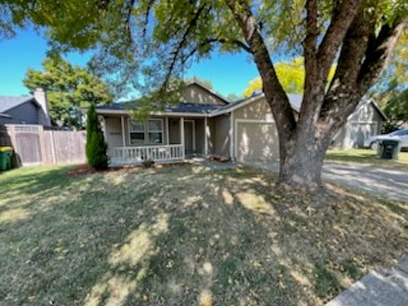 2nd image of 17775 SW Corona Ln