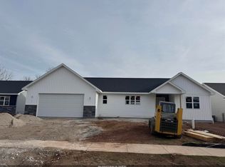 N9278 Constellation Dr, Appleton, WI 54915