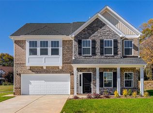 5902 Clouds Harbor Trl, Clemmons, NC 27012