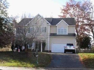 5204 Scotsglen Dr, Glen Allen, VA 23059