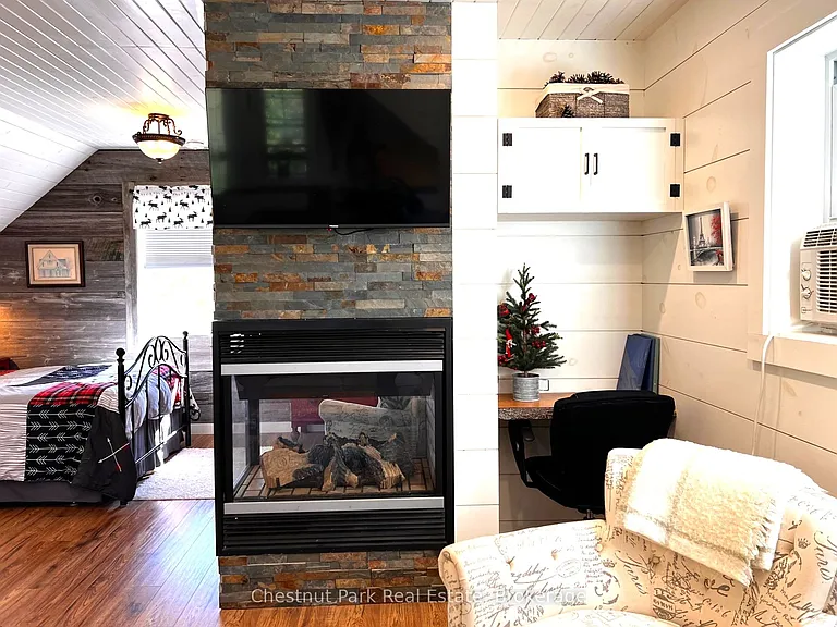 115 Tyrolean Ln — Photo 23