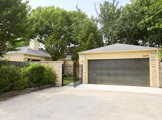 1610 Beaconshire Rd, Houston, TX 77077