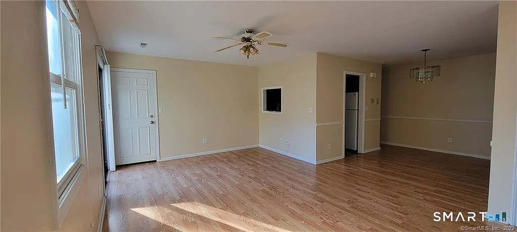 375 Glendale Ave — Photo 4