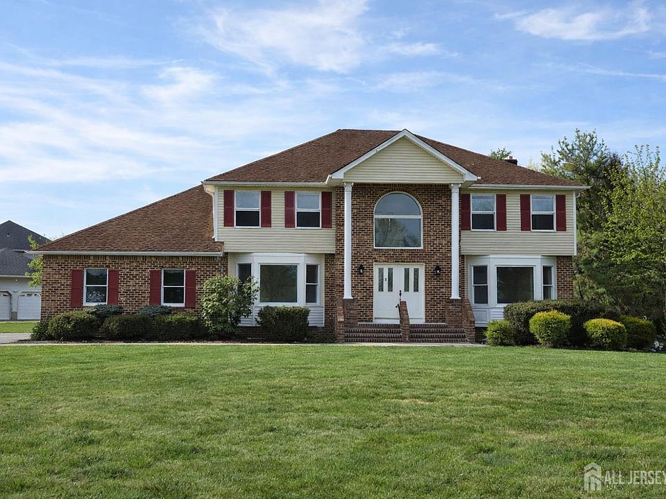 1st image of 1 Alexander Dr