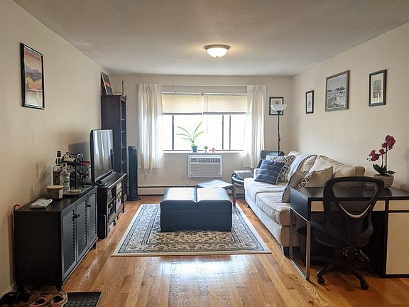 2nd image of 19 Cameron Ave #3
