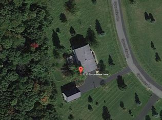 5155 Spruceview Ln, Fowlerville, MI 48836