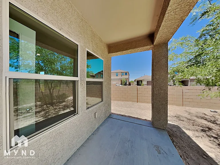 2549 E Calle Palta — Photo 15