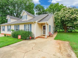 1098 Farm Pond Ln, Rock Hill, SC 29732