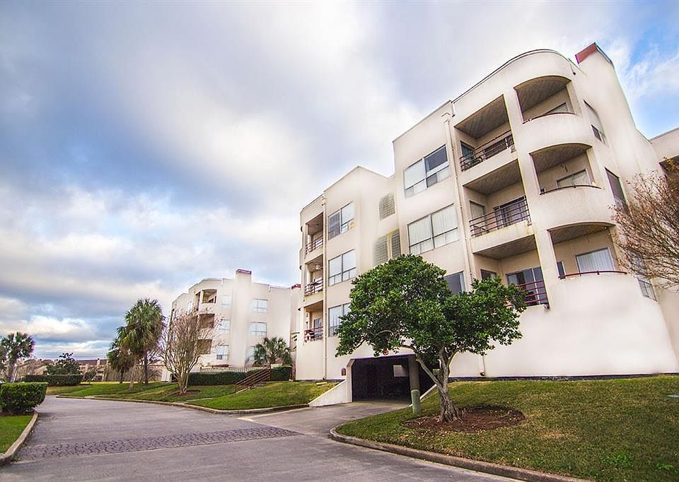 1st image of 1302 Marina Bay Dr #209A