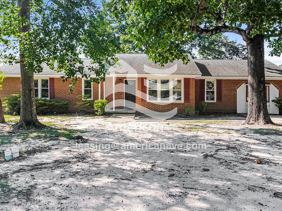 1673_001_front_view_1.jpg