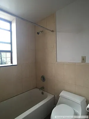 Rented by Sovereign Associates | media 10