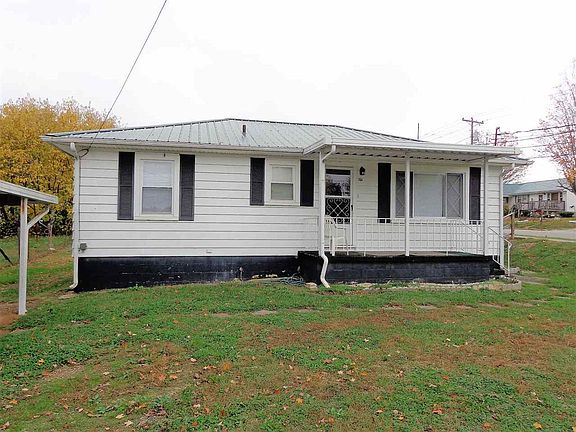 2nd image of 704 Douglas Ave