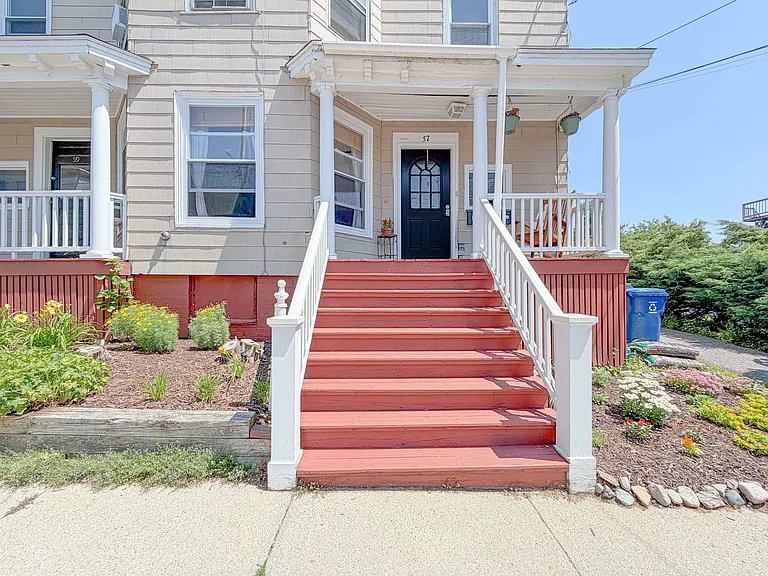 57 Saint Lawrence St #3 — Photo 1