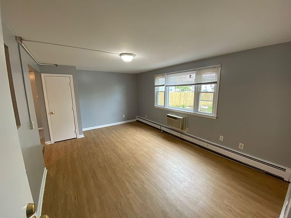 2nd image of 11 Allen Ave APT 9