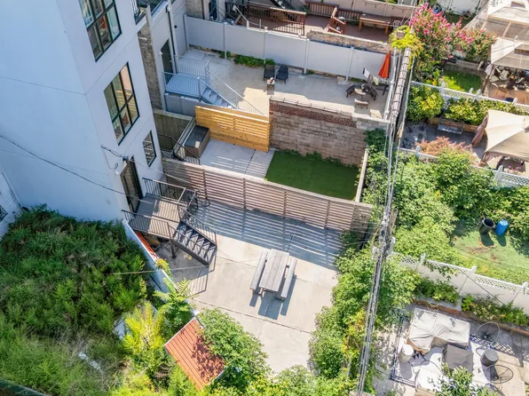 305 Sumpter Street image 5 of 48