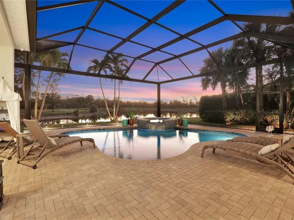 5092 Cerromar DR, NAPLES, FL 34112