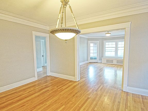 4th image of 2685 Euclid Heights Boulevard # Fl 3rd