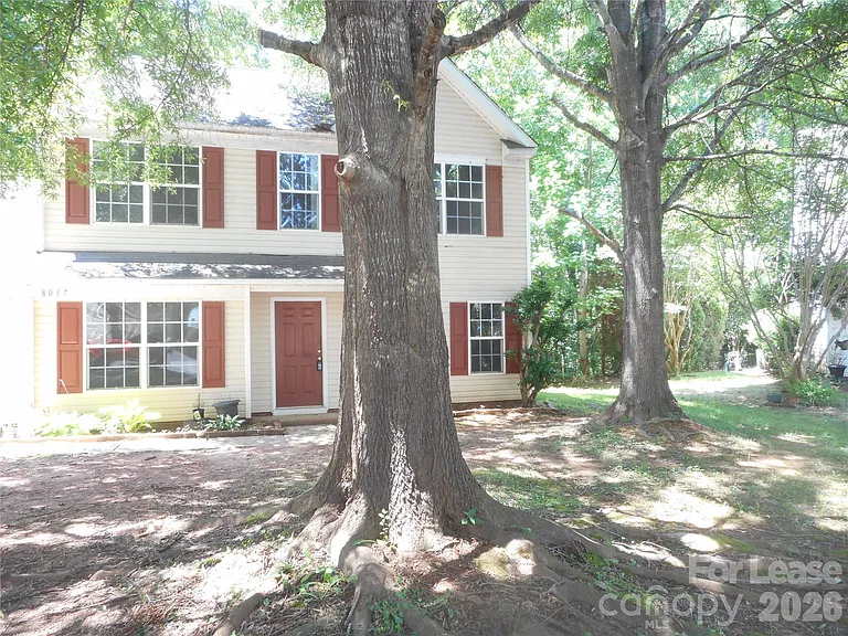 8037 Shiny Meadow Ln — Photo 22