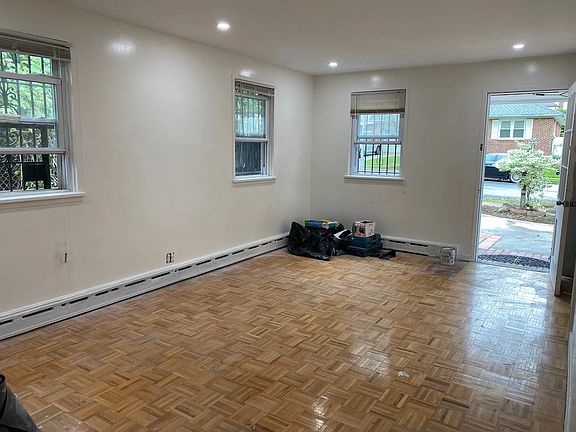 4th image of 15167 27th Ave