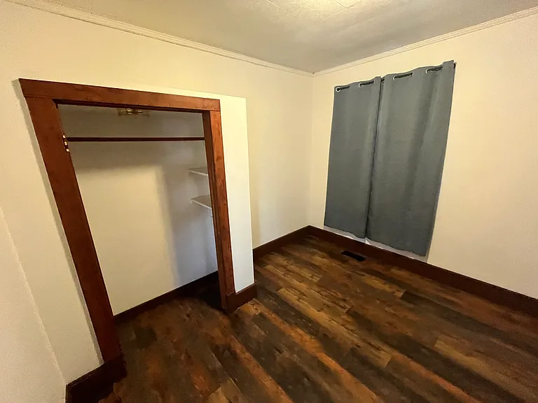 1005 Summer St — Photo 11