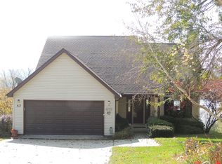 413 W Caroline St, Spring Valley, IL 61362