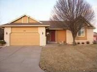 5710 E Shadowridge St, Wichita, KS 67220