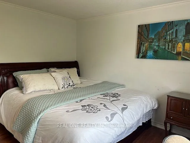 1 bed, $900 — Photo 2