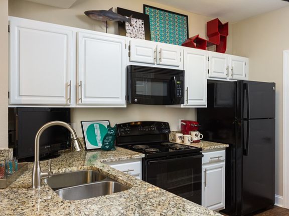 Upgraded kitchen with granite countertops