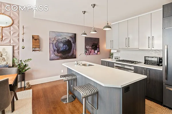 Rented by Compass | media 10