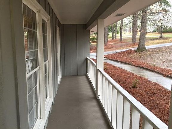 3rd image of 2867 Hickory Ln