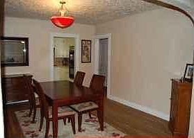 4th image of 1327 N Arthur Ave