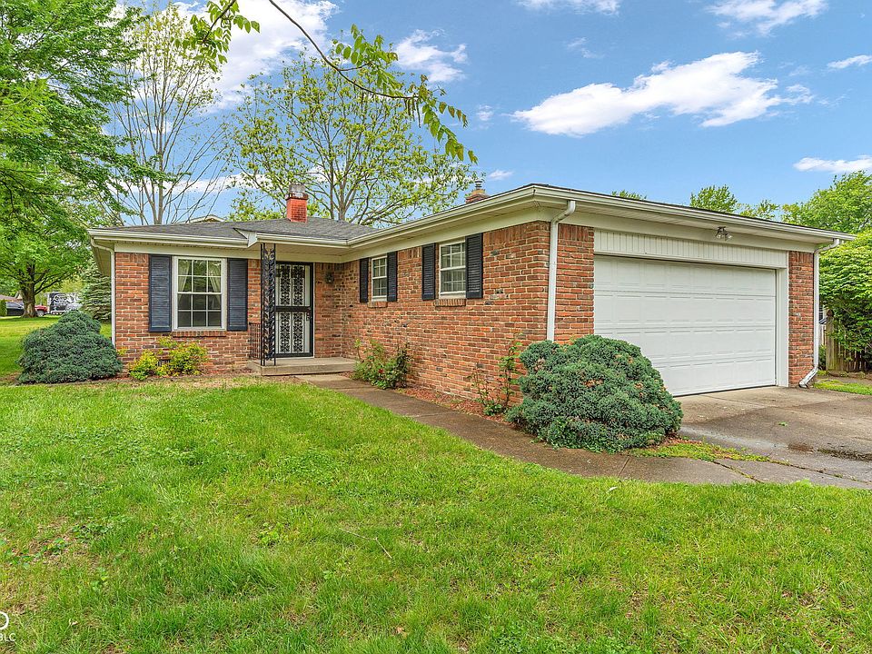 1st image of 6734 Castle Manor Dr
