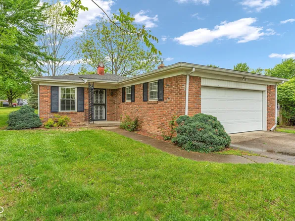 6734 Castle Manor Dr, Indianapolis, IN 46214