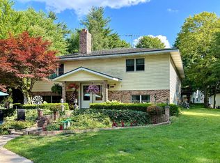 5631 Lapeer Rd, Kimball, MI 48074