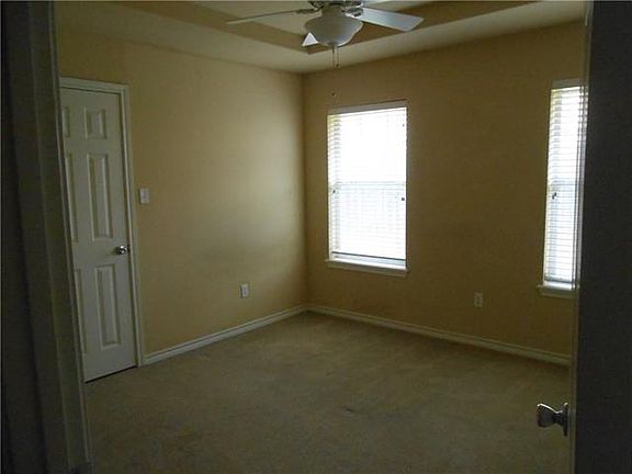 4th image of 2401 Independence Blvd