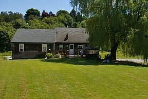 2nd image of 64 Fish St