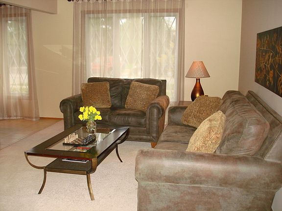 3rd image of 7810 Lawler Ave