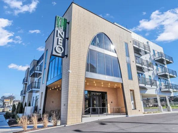 245 Hermitage Ave APT 401, Nashville, TN 37210