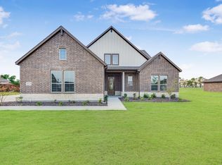 4224 Sanger Meadow Dr, Sanger, TX 76266