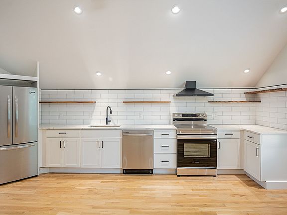 2nd image of 2231 Slane Ave Unit 2