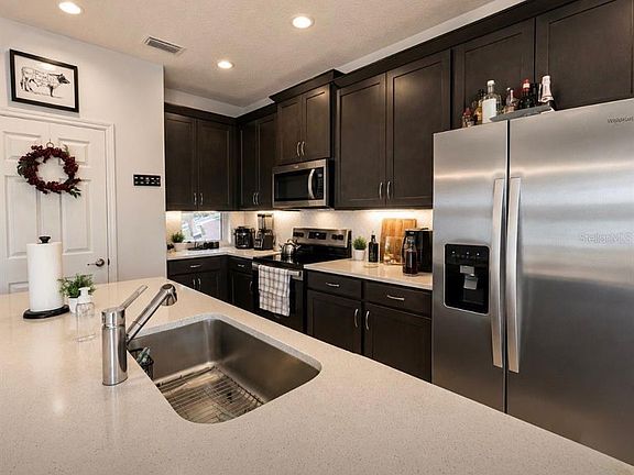 3rd image of 2042 Iorio St