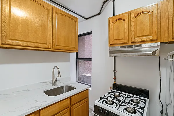 Rented by Julianna Realty Corp | media 19