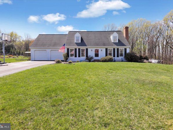 76 Hawthorne Cir, Willow Street, PA 17584