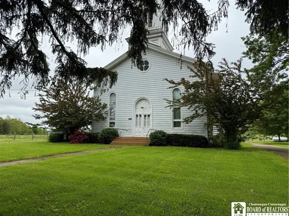 540 W Creek Rd, Owego, NY 13827