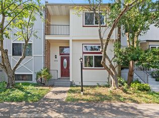 14723 Wycombe St, Centreville, VA 20120